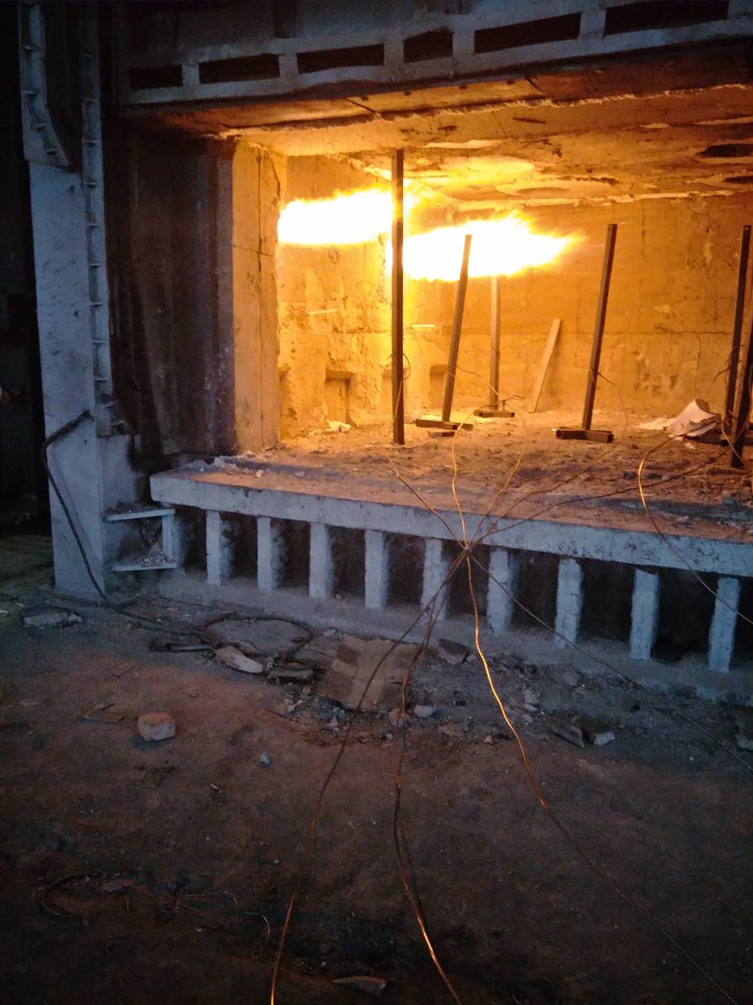 抚顺某某钢厂